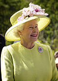 Elizabeth II greets NASA GSFC employees, May 8, 2007 edit.jpg