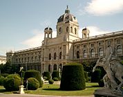 Maria-Theresien-Platz in Wien.jpg