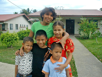 Sponsor a child in Panama